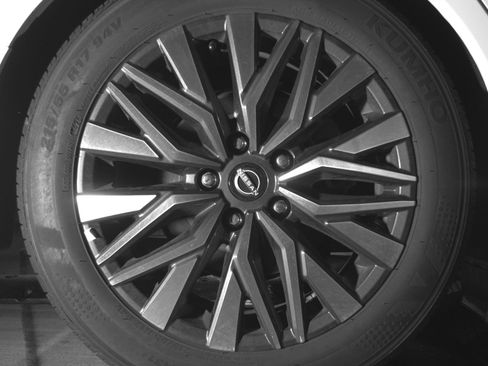 Used 2025 Nissan Altima 2.5 SV image 15