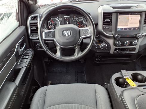 Used 2024 RAM 2500 Big Horn w/ Bed Utility Group image 3