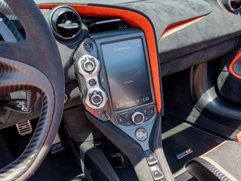 Used 2022 McLaren 765LT RWD image 70