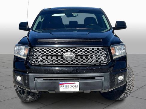 Used 2018 Toyota Tundra SR5 image 3