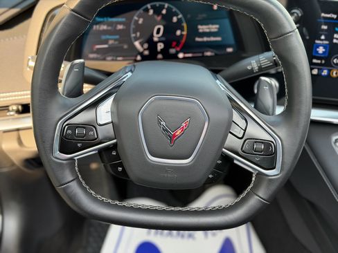 Used 2022 Chevrolet Corvette Stingray Coupe w/ Z51 Performance Package image 21