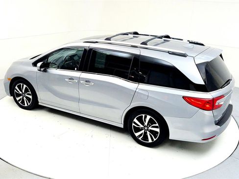 Used 2018 Honda Odyssey Elite image 16