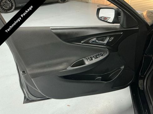 Used 2019 Chevrolet Malibu LT image 11