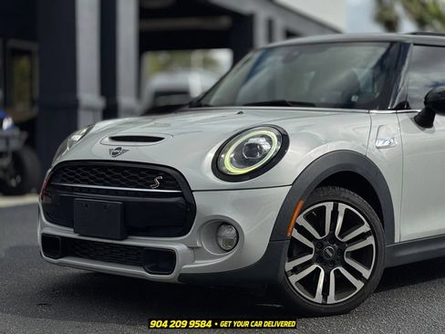 Used 2019 MINI Cooper S FWD image 2