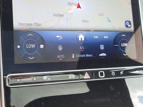 Used 2025 Mercedes-Benz C 300 4MATIC Sedan image 27