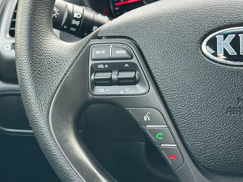 Used 2016 Kia Forte LX FWD image 28