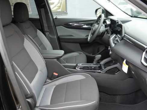 New 2026 Chevrolet TrailBlazer LS w/ LS Convenience Package AWD/4WD image 8
