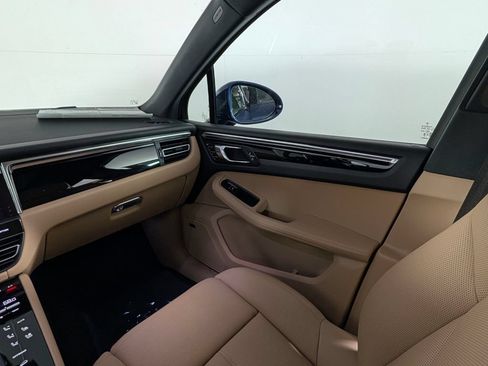 New 2026 Porsche Macan AWD/4WD image 23