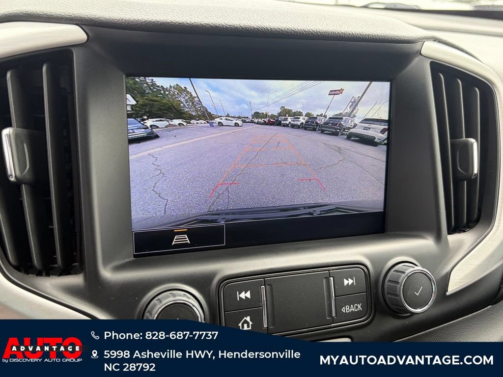 Used 2024 GMC Terrain SLT AWD/4WD image 12