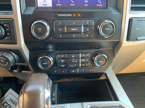 Used 2019 Ford F150 Lariat AWD/4WD image 28