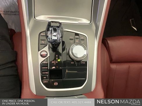 Used 2022 BMW X6 xDrive40i w/ Executive Package AWD/4WD image 39
