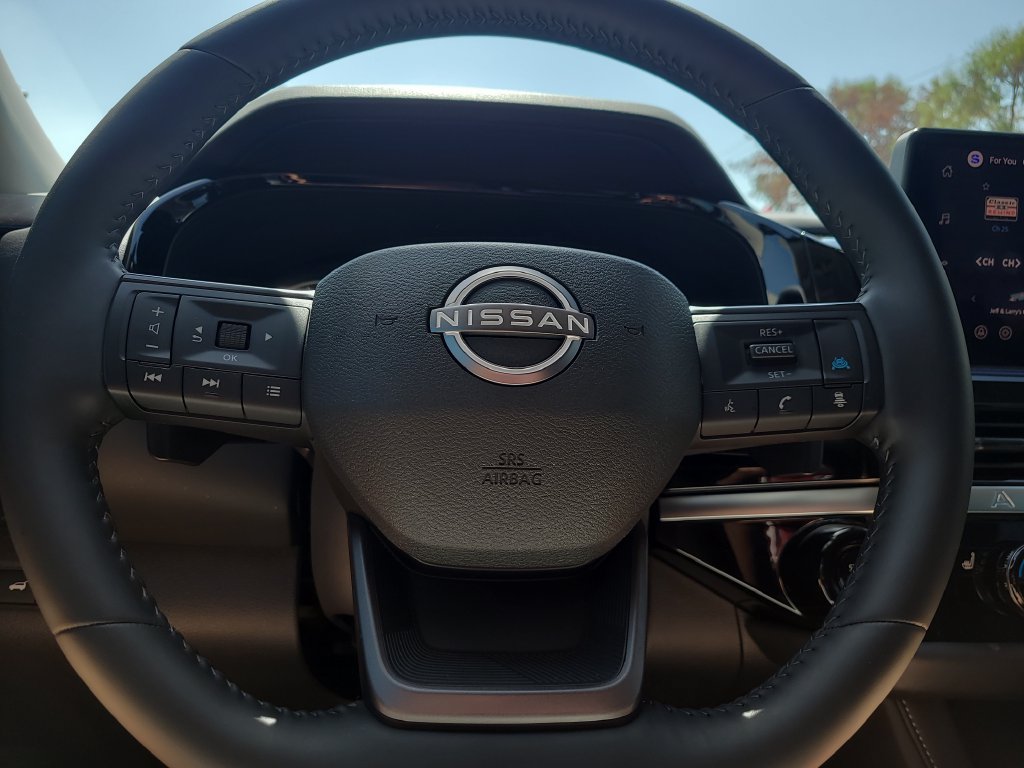 Certified 2026 Nissan Pathfinder SV FWD image 26