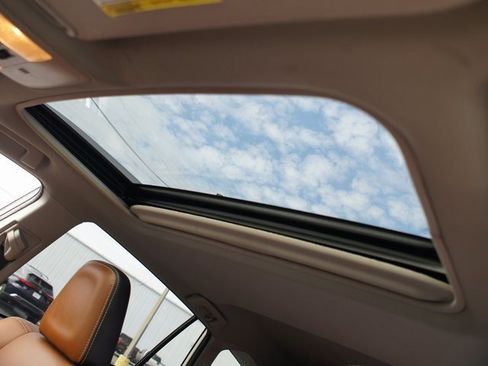 Used 2018 Toyota RAV4 Limited w/ Advanced Technology Package image 6