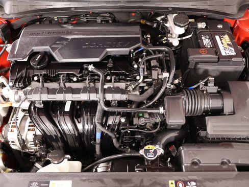 Certified 2021 Hyundai Elantra Limited FWD image 21