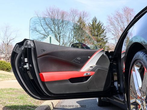 Used 2019 Chevrolet Corvette Stingray Convertible w/ 2LT Preferred Equipment Group image 34