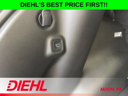 New 2026 Jeep Compass Limited w/ Sun, Sound & Navigation Group AWD/4WD image 11