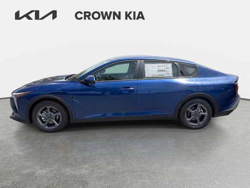 New 2026 Kia K4 FWD image 8