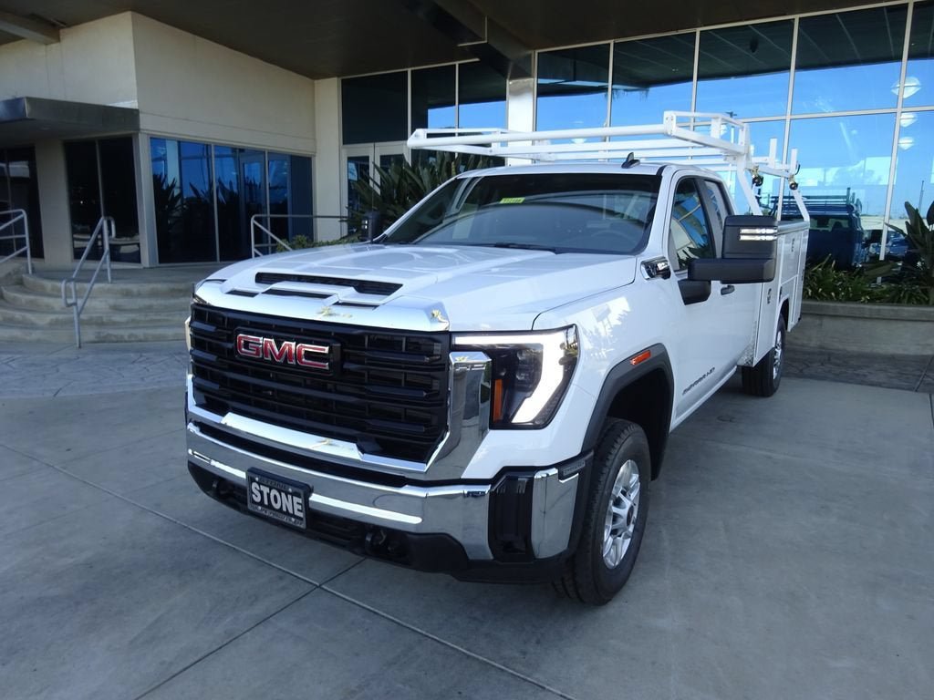 New 2026 GMC Sierra 2500 Pro w/ Convenience Package AWD/4WD image 3
