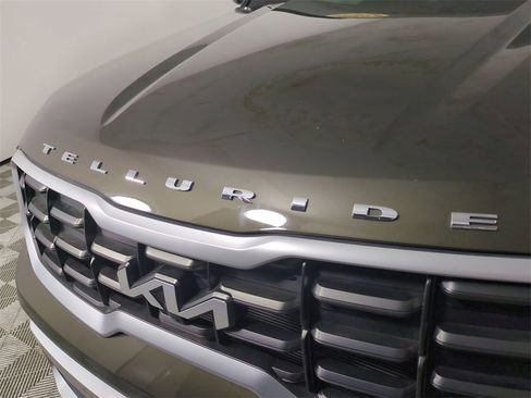 Used 2023 Kia Telluride SX image 13