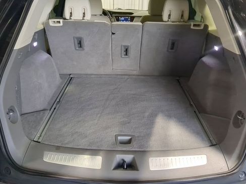 Used 2018 Cadillac XT5 Luxury w/ LPO, Wheel Lock Package image 46