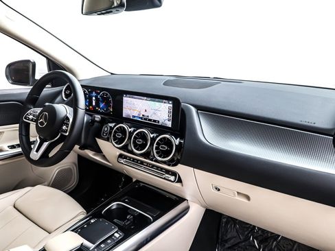 Used 2022 Mercedes-Benz GLA 250 image 17