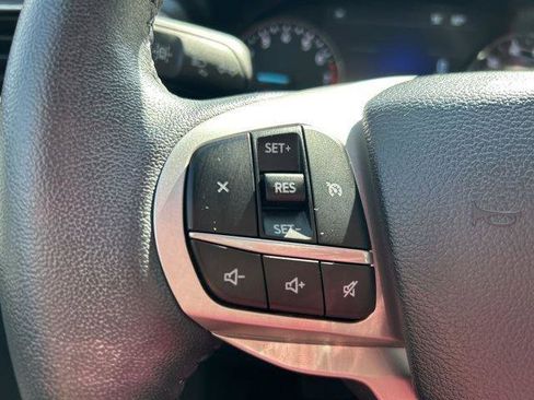 Used 2023 Ford Explorer XLT w/ Equipment Group 202A image 13