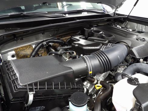 Used 2024 Toyota 4Runner TRD Off-Road Premium image 21