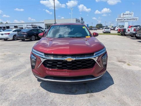 Used 2024 Chevrolet Trax LT image 8