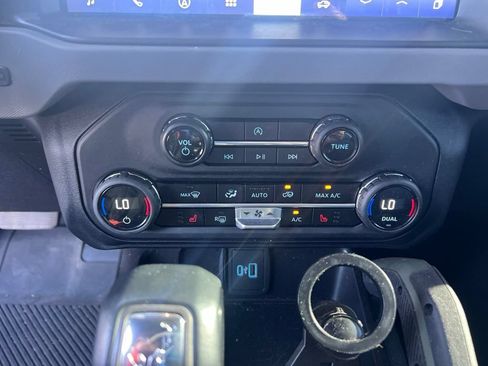 Used 2023 Ford Bronco Everglades AWD/4WD image 26