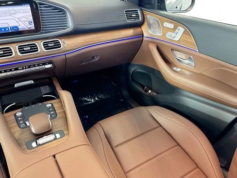 New 2026 Mercedes-Benz GLS 450 GLS 450 4MATIC SUV image 21