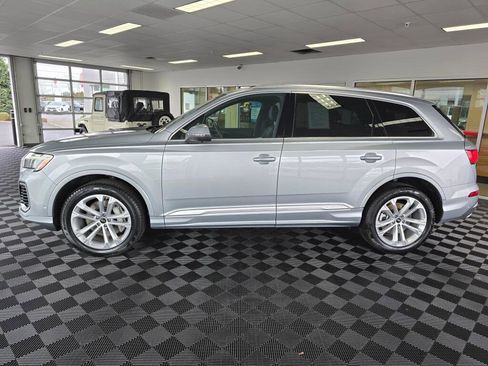 Used 2025 Audi Q7 3.0T Premium Plus AWD/4WD image 6
