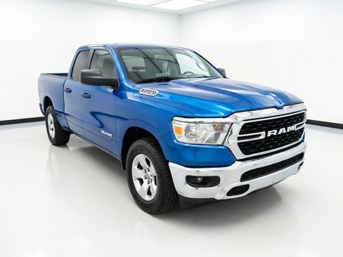 Used 2022 RAM 1500 Big Horn AWD/4WD image 3