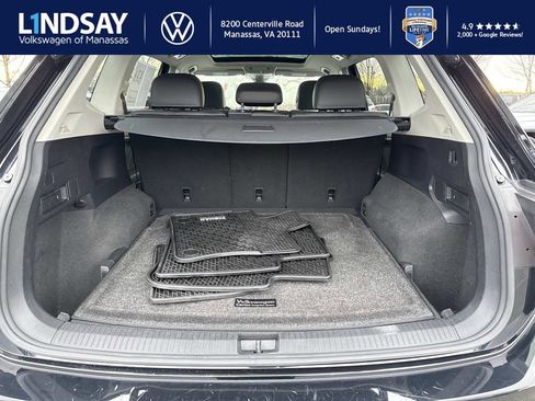 Used 2022 Volkswagen Tiguan SE image 11