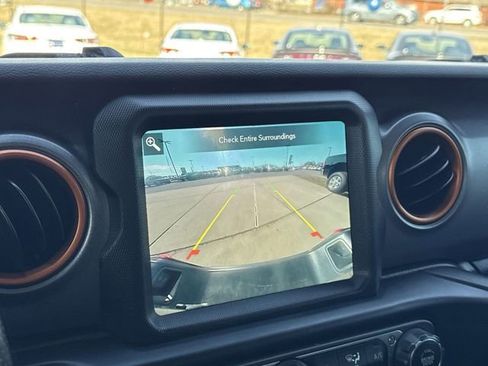 Used 2022 Jeep Gladiator Mojave w/ Trailer Tow Package image 20