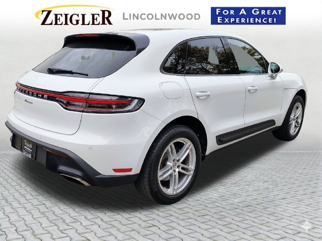 Used 2024 Porsche Macan AWD/4WD image 9