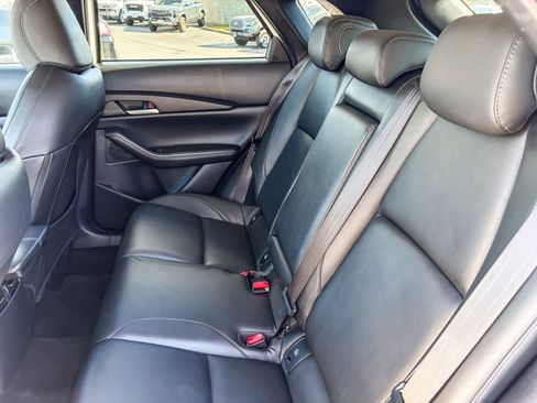 Used 2021 MAZDA CX-30 FWD 2.5 S w/ Select Package image 17