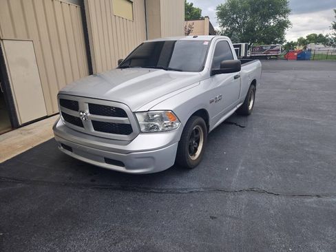 Used 2016 RAM 1500 Tradesman w/ Power & Remote Entry Group RWD image 2