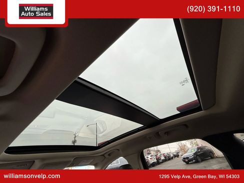 Used 2020 Ford Escape Titanium w/ Titanium Premium Package 2.0 image 2