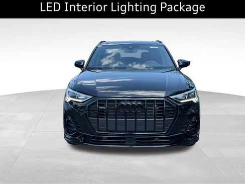 Used 2025 Audi Q3 2.0T Premium w/ Convenience Package AWD/4WD image 2