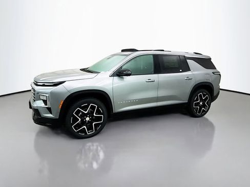 New 2026 Chevrolet Traverse High Country w/ LPO, Floor Liner Package image 5