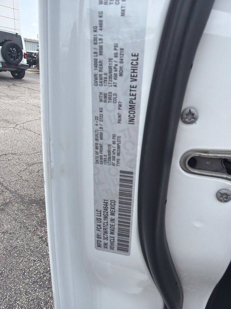 Used 2022 RAM 3500 Tradesman w/ Chrome Appearance Group AWD/4WD image 21