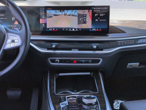 Certified 2024 BMW X7 xDrive40i AWD/4WD image 30