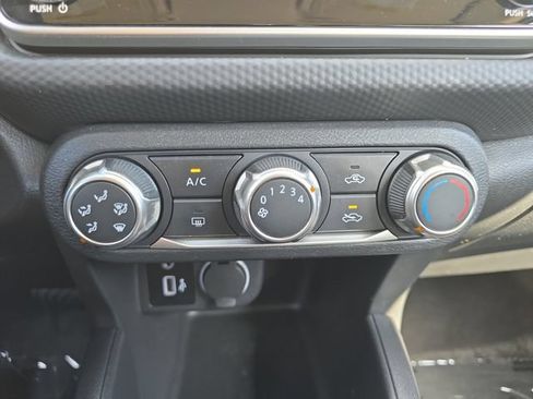 Used 2024 Nissan Kicks S FWD image 4