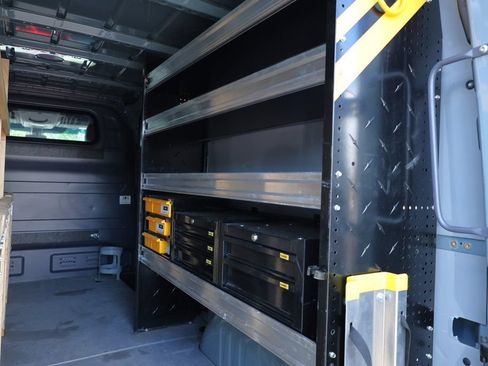 Used 2024 Mercedes-Benz Sprinter 2500 image 13