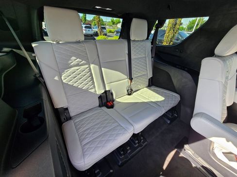 Used 2025 Cadillac Escalade Sport Platinum AWD/4WD image 27