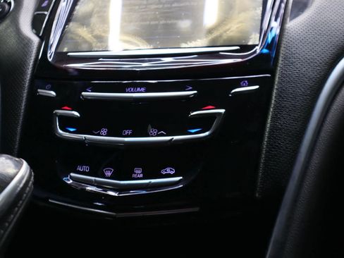 Used 2018 Cadillac XTS w/ Rear Seat Comfort Package image 36