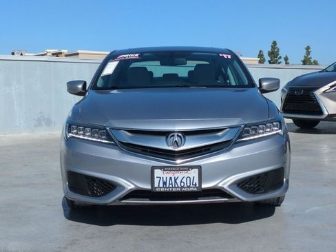 Used 2017 Acura ILX FWD image 2
