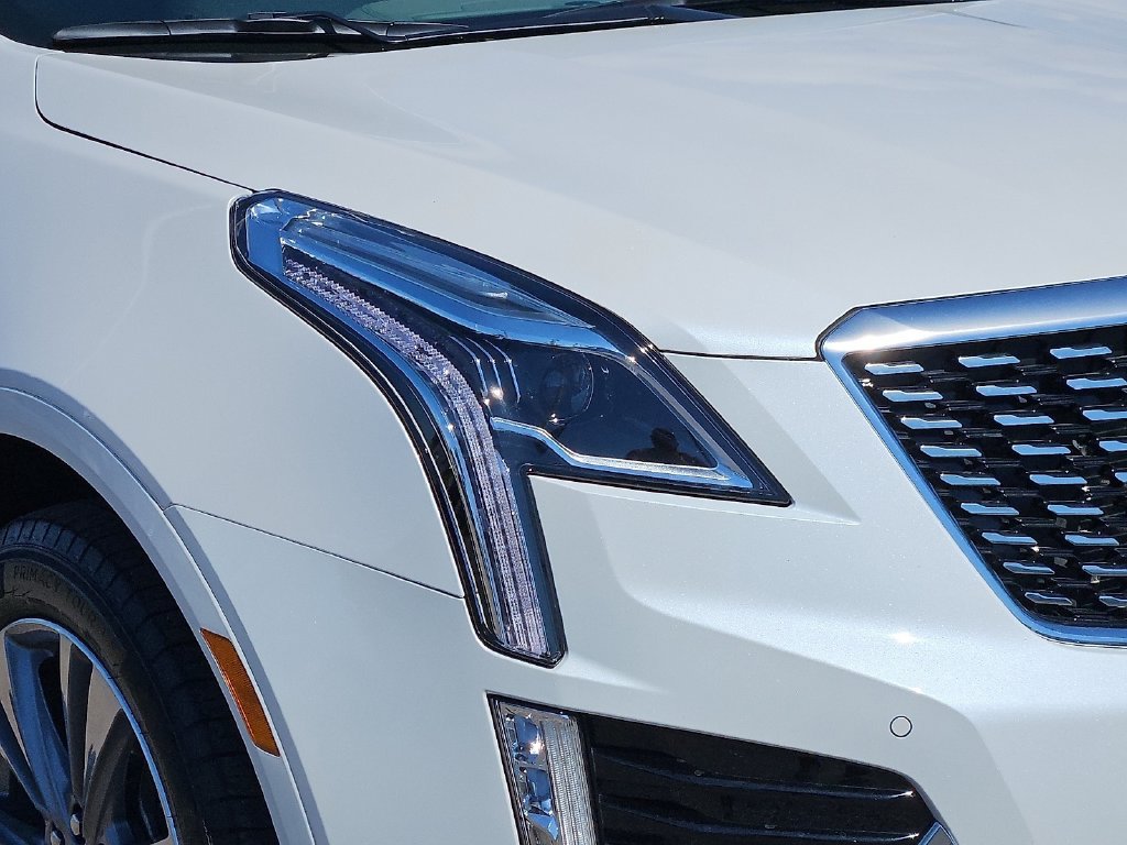Used 2024 Cadillac XT5 Premium Luxury FWD image 8