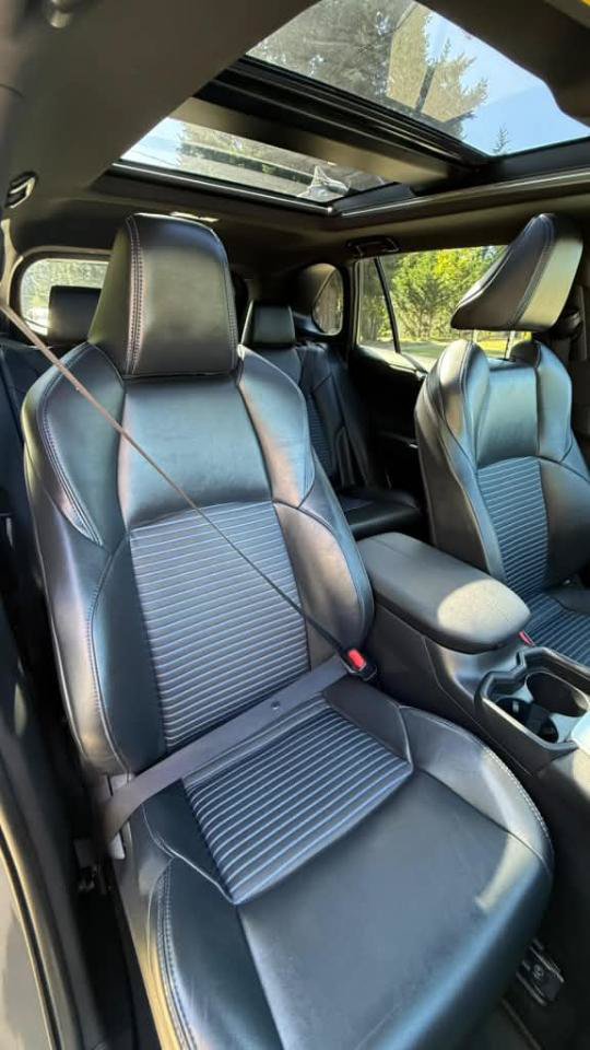 Used 2021 Toyota RAV4 XSE AWD/4WD image 3