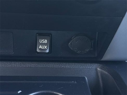 Used 2019 Toyota Tundra SR5 w/ SR5 Upgrade Package image 24